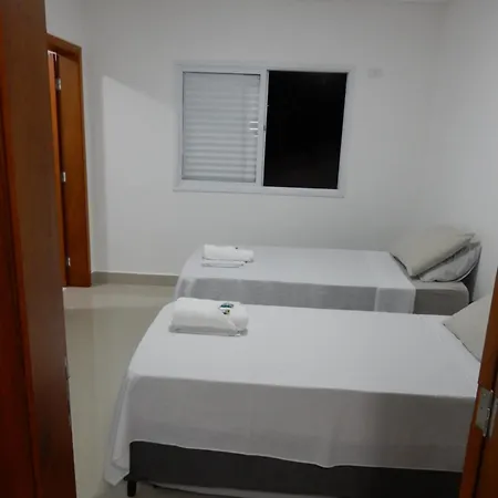Casa Sete Enseada Ar Cond Suite E Estacionamento Gratis E Uma Otima Localizacao Na Enseada Guaruja Exterior photo